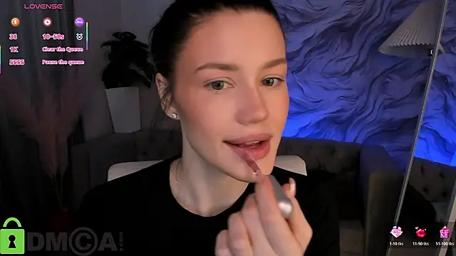 Aria Mila online show from 13, 3, 2026