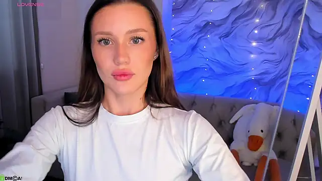 Aria Mila online show from 23, 4, 2026