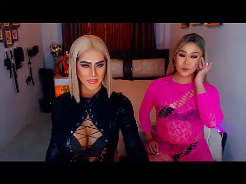 Snapshot of MystiqueQueen chatting on 21, 9, 2025 MystiqueQueen online show from 21, 9, 2025