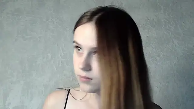 SweetLoraa online show from 10, 9, 2025