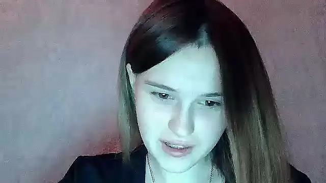 SweetLoraa online show from 20, 10, 2025