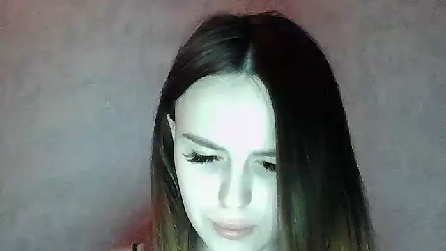 SweetLoraa online show from 29, 3, 2026