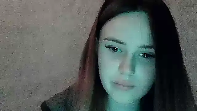 SweetLoraa online show from 23, 4, 2026