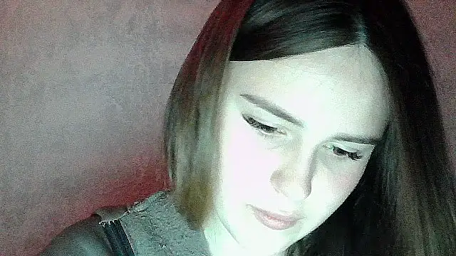 SweetLoraa online show from 26, 4, 2026