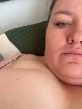 SunnyLeila2101 online show from 17, 9, 2025