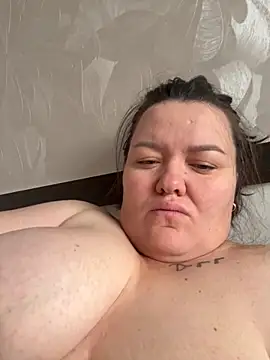 SunnyLeila2101 online show from 5, 10, 2025