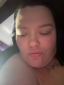 SunnyLeila2101 online show from 30, 4, 2026