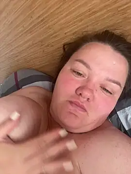 SunnyLeila2101 online show from 24, 6, 2026
