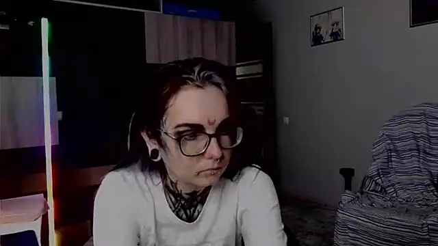 HighelikeGirl online show from 27, 9, 2025