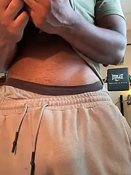 KeYBuMp323 online show from 28, 4, 2026