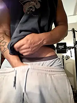 KeYBuMp323 online show from 29, 4, 2026