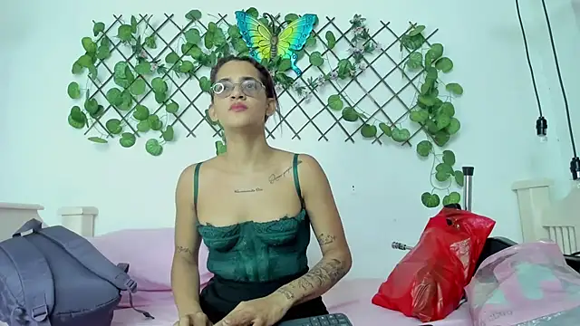 cris dulce online show from 18, 4, 2026