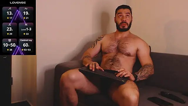 Snapshot of Drake_Cole chatting on 15, 10, 2025 Drake Cole online show from 15, 10, 2025