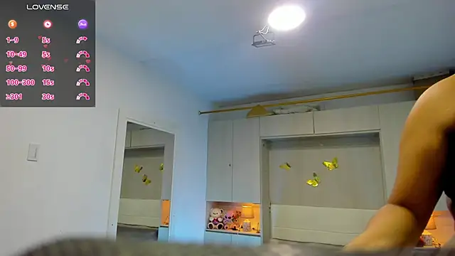 LilyWhitney online show from 30, 4, 2026