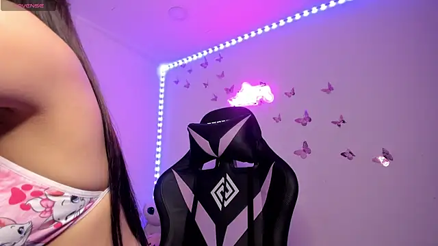 Snapshot of tiffany_sofia_1 chatting on 2, 12, 2025 tiffany sofia 1 online show from 2, 12, 2025