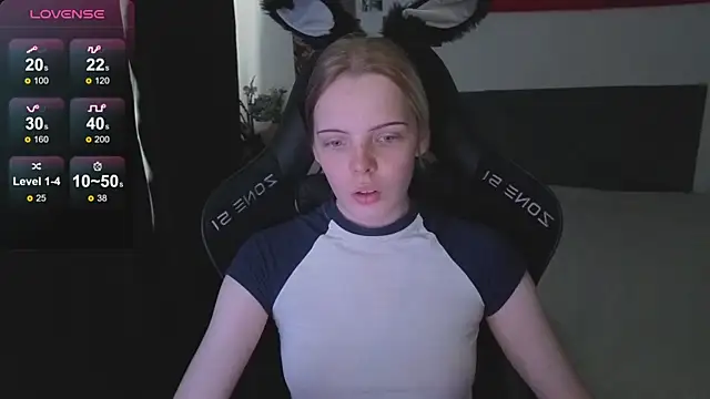 Luna Navy online show from 10, 11, 2025