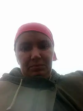 Snapshot of Romashka33011 chatting on 3, 10, 2025 Romashka33011 online show from 3, 10, 2025