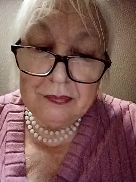 Alexia64231 online show from 15, 11, 2025