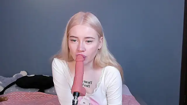 Lillie Berry online show from 28, 4, 2026