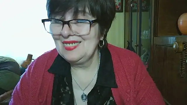 VeronicaGold511 online show from 28, 4, 2026