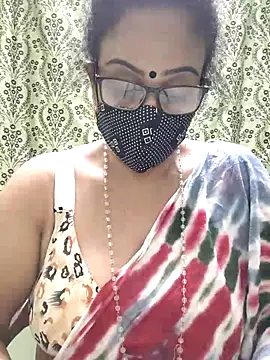 Snapshot of sweet-lotus chatting on 27, 9, 2025 sweet-lotus online show from 27, 9, 2025