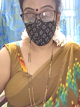 sweet-lotus online show from 4, 12, 2025