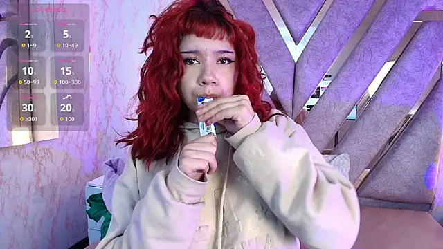 Snapshot of redd_pandaa chatting on 28, 11, 2025 redd pandaa online show from 28, 11, 2025