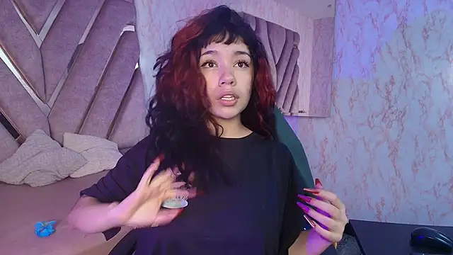 Snapshot of redd_pandaa chatting on 3, 6, 2026 redd pandaa online show from 3, 6, 2026