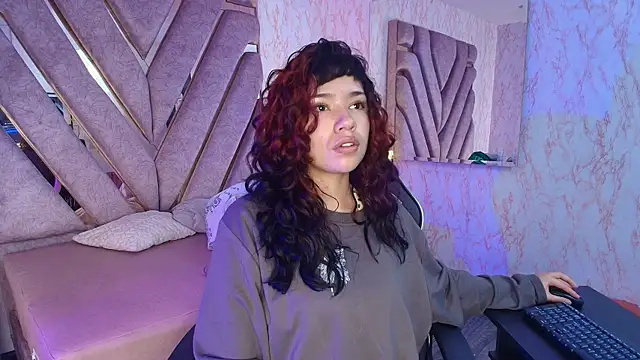 Snapshot of redd_pandaa chatting on 13, 6, 2026 redd pandaa online show from 13, 6, 2026