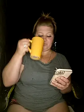 Snapshot of Miss_tits2025 chatting on 5, 6, 2026 Miss tits2025 online show from 5, 6, 2026