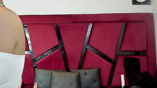 AlliceJelany online show from 2, 10, 2025