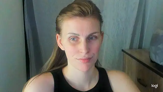 JuliaMuuun online show from 25, 6, 2026