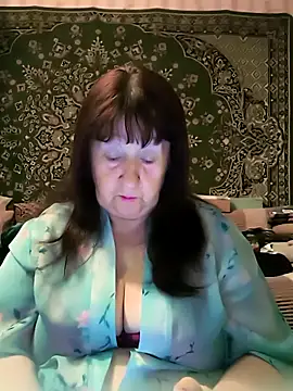 CrystalLime6411 online show from 17, 4, 2026