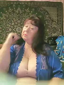 CrystalLime6411 online show from 9, 6, 2026