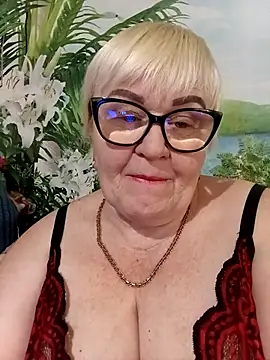 VioletSweet5566 online show from 15, 2, 2026
