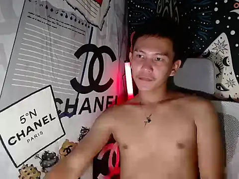 Snapshot of RalfAsian25 chatting on 1, 6, 2026 RalfAsian25 online show from 1, 6, 2026