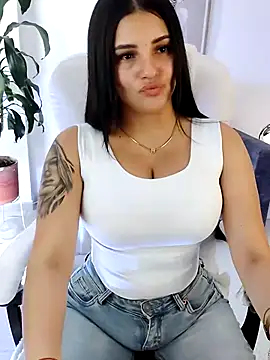 Julieta92  online show from 4, 2, 2026