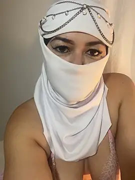 Amyraa  online show from 22, 11, 2025