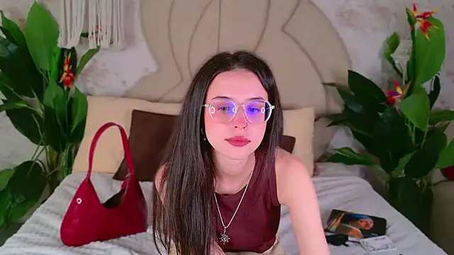 LANA MILANO online show from 4, 10, 2025