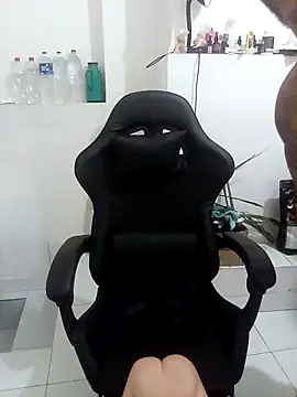 moreno25centimetro online show from 12, 9, 2025