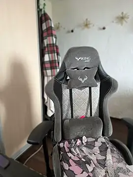MikssMolly online show from 14, 7, 2026