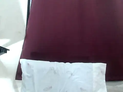 Snapshot of yourloving_maris chatting on 24, 3, 2026 yourloving maris online show from 24, 3, 2026