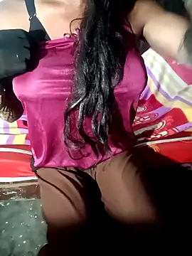 Snapshot of arti9995 chatting on 6, 4, 2026 arti9995 online show from 6, 4, 2026