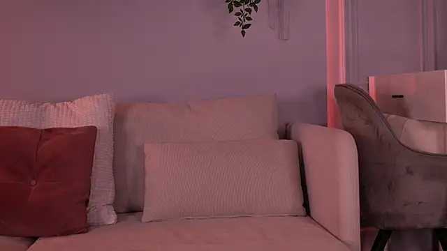 MillaSerene online show from 1, 5, 2026