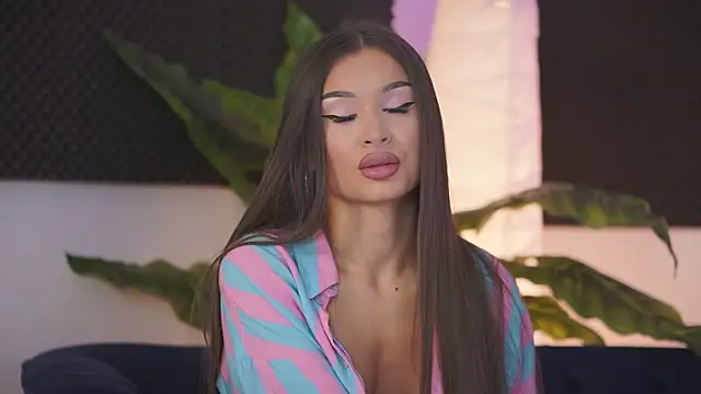 KyssaraPlay online show from 9, 9, 2025