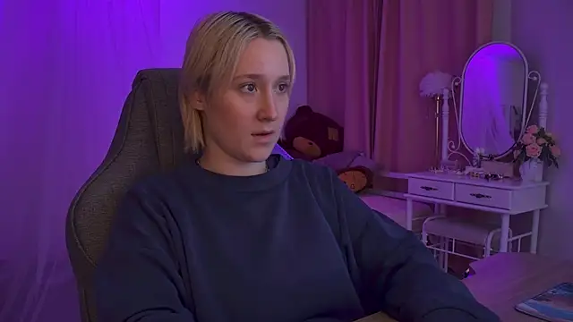 Snapshot of CinBellamy chatting on 12, 1, 2026 CinBellamy online show from 12, 1, 2026