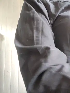 Snapshot of Radhika_01 chatting on 26, 11, 2025 Radhika 01 online show from 26, 11, 2025