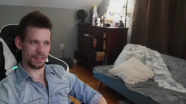 Snapshot of RomanPleaser chatting on 20, 12, 2025 RomanPleaser online show from 20, 12, 2025