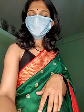 Shivani2002 online show from 21, 2, 2026