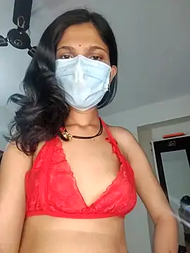 Shivani2002 online show from 19, 4, 2026